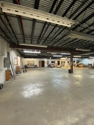 Manufacturing and Distribution Facility : 800 Kemp St, Merritt Island, FL 32952